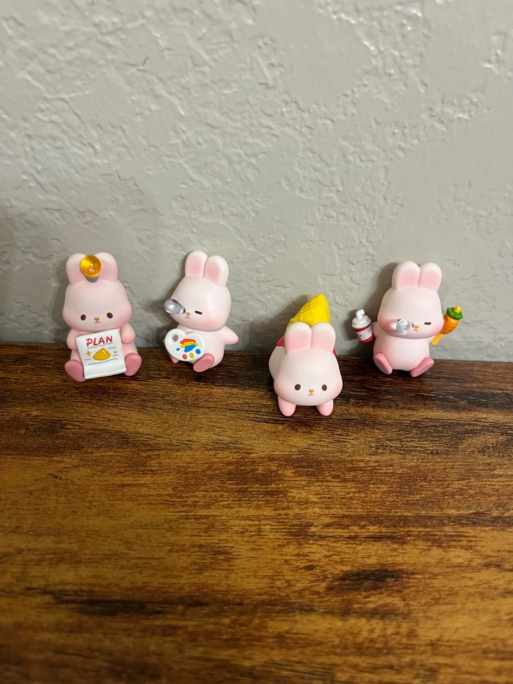 MOMO Bunny Enjoy Life Mini Bean